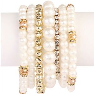 Pearl gold multi bead stretch bracelet